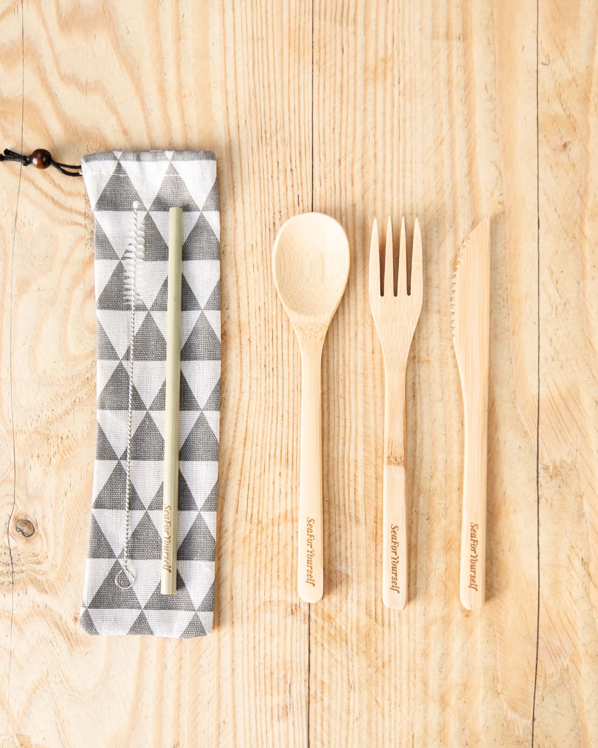 Bamboo Cutlery Set with Geometrical Grey Cotton Pouch